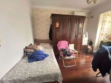 永德路地铁口,一室带阁楼电梯高层,两室一厅两卫