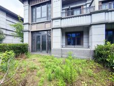 石湖湾二期联排边户 靠近消防通道 南花园 纯毛坯 急卖有钥匙