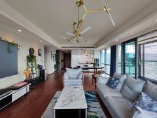 来福士广场 270°采光L型20米大阳台 精装拎包入住