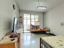 东关二条 南北通透 低层两 格局好 单价3.5万 还能谈