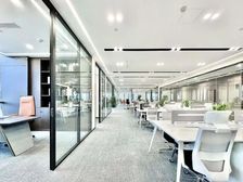 特价房!三条地铁交汇!精装带家具!户型方正!采光好!随看!