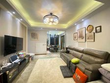 星尚湾,超正南北通大两房,亦可做三房,带产权车位,精装修自住