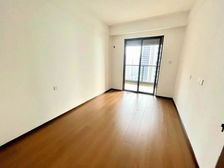 房东买来都花了200万了!直降100万,捡漏的来!很诚心卖