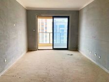 房东是我亲戚,跟我说了低价320000,捡漏的来电