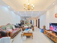 精装洋房 带大大大花园 四房 拎包入住 性价比高