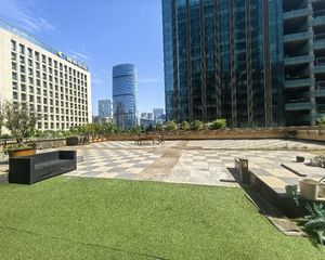 带300平平台花园的写字楼来喽 地铁口同上下水 可加装空调