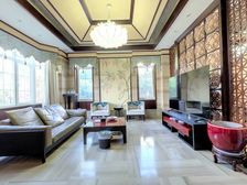 银丽高尔夫 5室1厅 474.69平