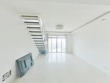 顶楼电梯复式,送露台,新世界,近8号线杨思