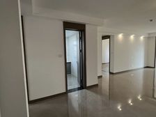 成山海景阁 3室2厅1卫 精装修 90万元