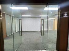 白云区写字楼 电商 直播 美妆 服装 574方 带装修
