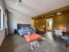 急售!业主转投商业,耗资400W精装,临河小区中心位置