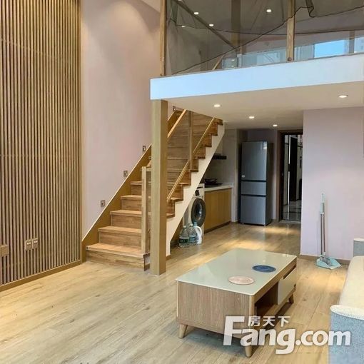  ������һ���ߵ���ͨ�ڷ��㷿��ֱ�����н�ɹ�ü۸����� 