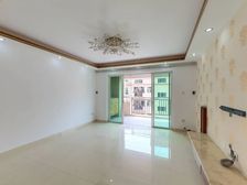 阳光假日花园北区 3室2厅 133平