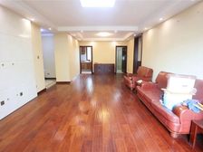 急售好房 200万出头旅游路沿线 150平三叶草 有钥匙急售