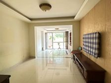 送近400平大院拎包入住依山傍海价格可谈