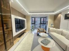 6号线地铁口!全新装修!飞机大三房双卫!电梯高区!随时看房