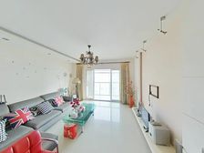 嘉和丽园三室二厅这套房子布局非常合理,而且装修也简单大气,南