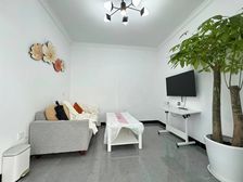 版块专家丨专业可靠丨网红楼盘丨阳光刺眼丨推窗见绿丨体检方便