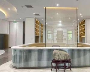 可冠名众汇广场独栋 7500平米单价1.5万可公寓酒店