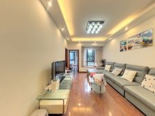 近轻轨,正规两房,业主想换大房子,现降价处理