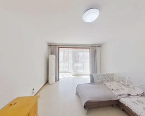 新上 靓景大两居 看房随时 广渠路旁 H户型