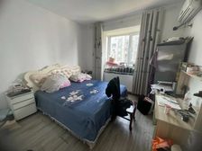 人生港湾南欧城 3室2厅2卫 简单装修 328万元