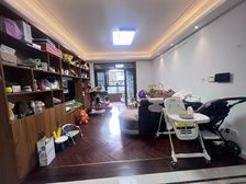 送产权车位小区新环境好!人车分流!飞机户型全明亮!看房方便