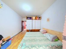 新上房源 南北通透两室 有车位 业主诚心卖 可随时看