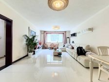 畅椿阁 2室1厅 124.79平