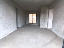 坦背 越秀可逸豪苑 南北对流三加一 中高楼层 看房方便