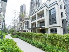 新力花园叠墅 次新房 车位充足 前后大花园 下叠 血亏出售