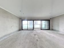 华发广场横琴府(21地块) 4室2厅 142平