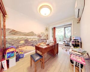 八大关风景区 双拼别墅 独门独户 超大院子 享受人生