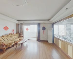 建筑科学研究院 新上带电梯三居室 诚心出售 有钥匙