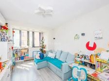 新华路长中小区2室1厅,精装双南两房,近虹桥路地铁站,急售