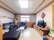 矿山材料厂家属院 3室2厅 1平