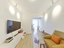 小区一房俩厅,业主诚心卖。