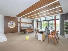 新出|直降600万急售|东方花园头排别墅实用650平|全湖景