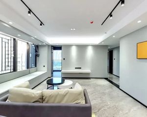 新出|天鹅湖全海景大三房|地铁口|低于成本价急售|即买即住