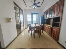 中信凯旋国际大主卧4房,南北双阳台,通风采光好!