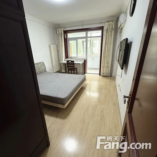  ������ѧ���� 101�ЌW ����԰ ����԰ ��װ3�� �е��� 