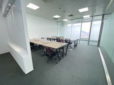 超高得房率!高楼—国金中心!146平带部分家具 4加1