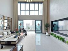 壹号公馆豪宅花园.板楼纯居顶楼复式大平层.住家舒适彰显尊贵