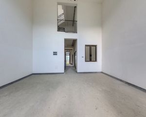 蓝光雍锦园清水联排 5室2厅 南 次新房 实得面积300平