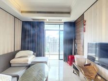 棕榈彩虹新家具环保装修采光好停车位免费