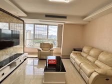 西城逸品 小区绿化高 交通便捷 次新房 有电梯 商品房