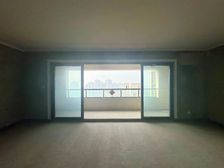 新城朗隽大都会一期朗 4室2厅2卫 毛坯 165万元