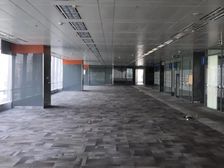 东三环 地铁十号线金台夕照环球金融中心连层1.8万平米可分割