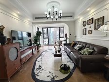 天然氧吧!适合做婚房!电梯好楼层!品牌家具家电!法式复古风