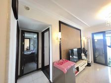 聚龙湖金地万科恒大帝景精装三房次顶楼南北通透全款诚心卖随时看